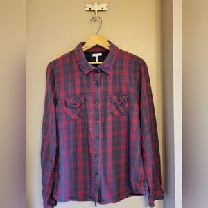 Buffalo by David Bitton. Plaid flannel shirt. Red/green. Wm XL